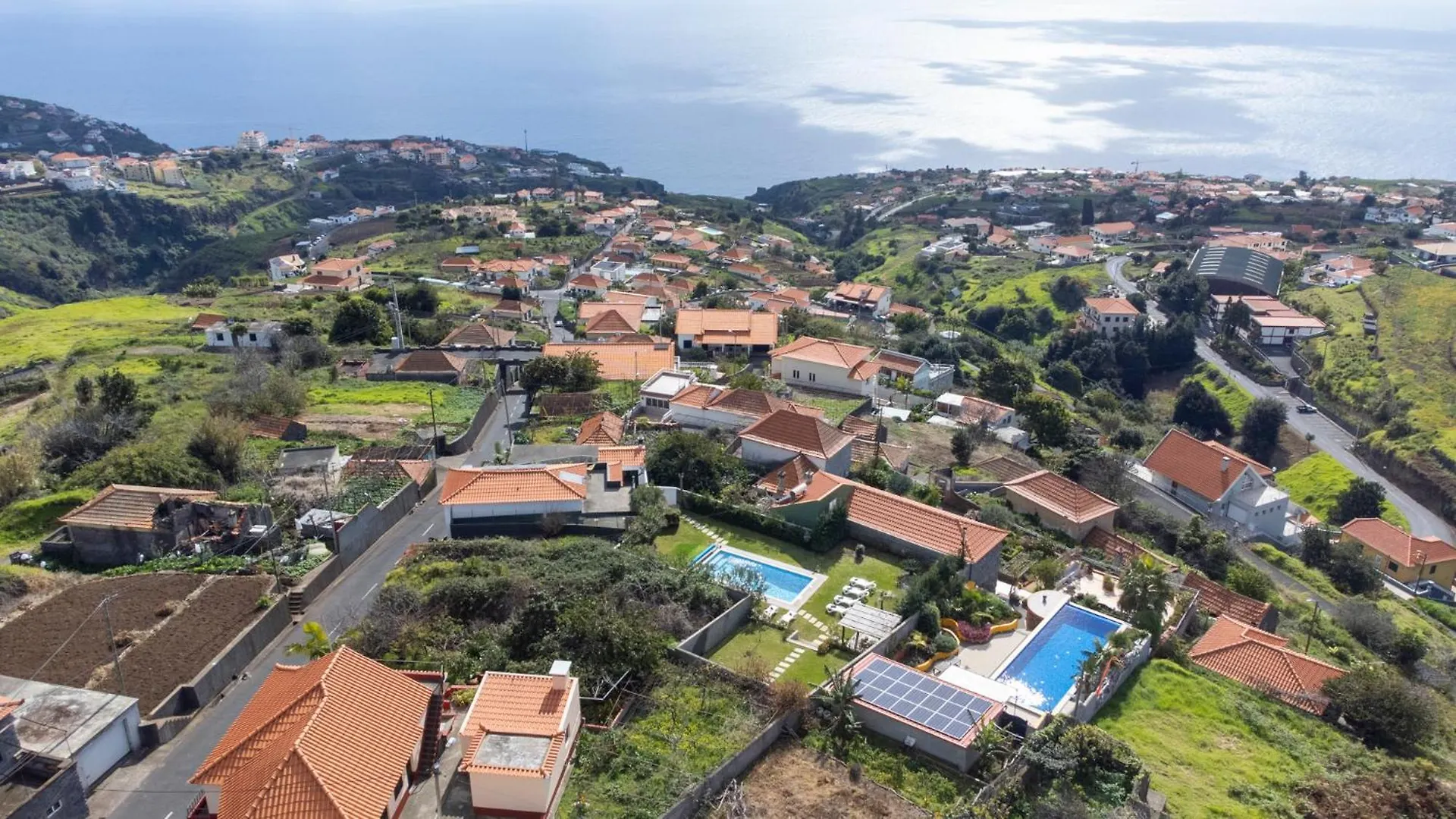 De Casa Villa By Galmi Estreito Da Calheta 0*,